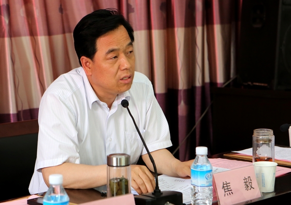 耀州區(qū)區(qū)委書(shū)記焦毅在會(huì)上講話 耀州區(qū)區(qū)委書(shū)記焦毅在會(huì)上講話