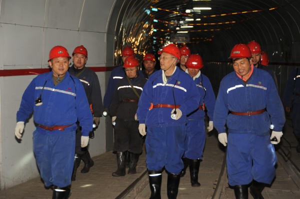 在井下指導企業(yè)文化建設(shè)工作 在井下指導企業(yè)文化建設(shè)工作