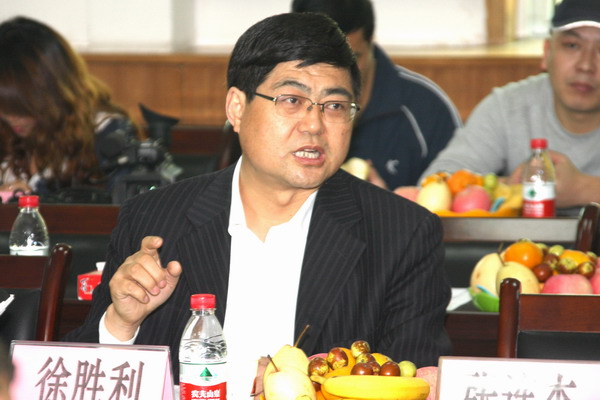 陜西省人口計生委政法處處長徐勝利同志聽取匯報